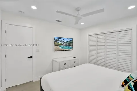 1141 N Northlake Drive Hollywood FL 33019