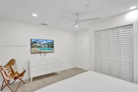 1141 N Northlake Drive Hollywood FL 33019