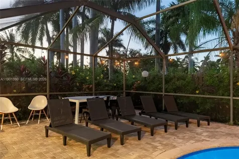 1141 N Northlake Drive Hollywood FL 33019