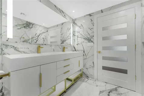 495 Brickell Avenue Miami FL 33131