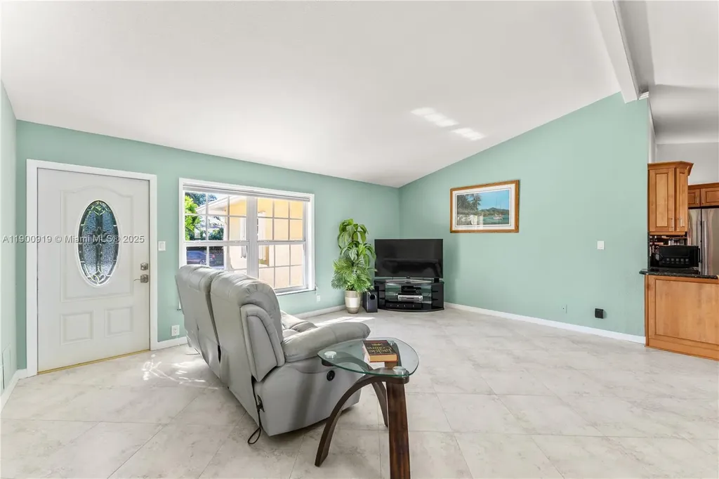 1625 SW 5th Court Fort Lauderdale FL 33312