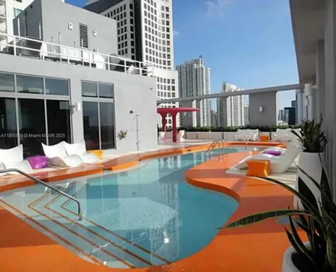 31 SE 6th Street Miami FL 33131