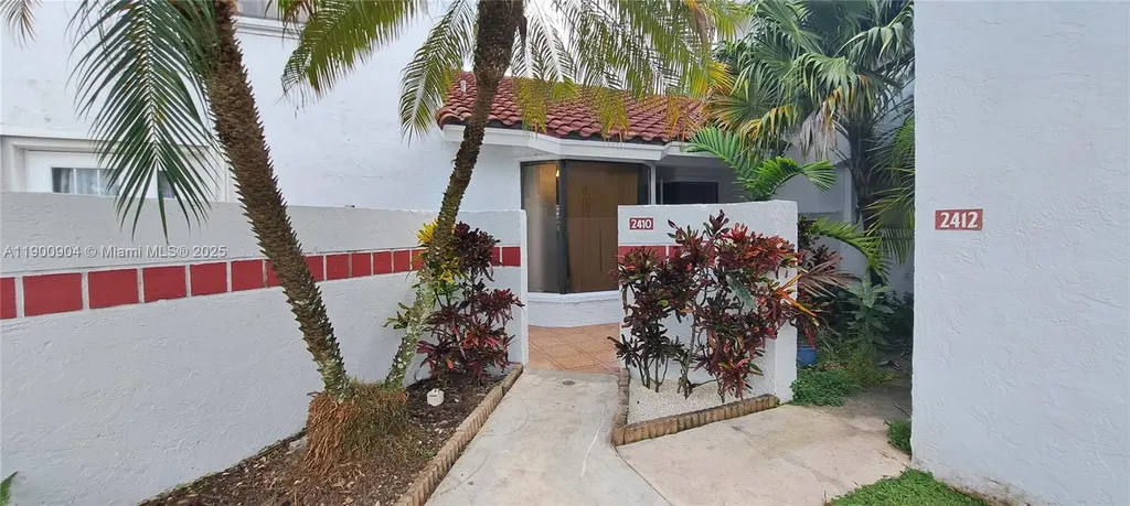 2410 San Remo Circle Homestead FL 33035