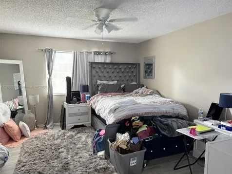 5015 Wiles Road Coconut Creek FL 33073