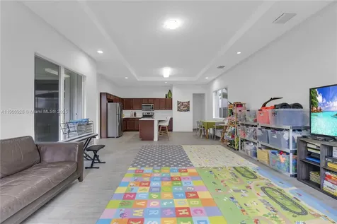 15288 SW 176th Terrace Miami FL 33187