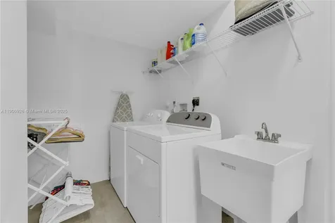 15288 SW 176th Terrace Miami FL 33187