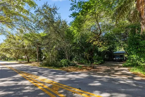 15290 SW 82nd Avenue Palmetto Bay FL 33157