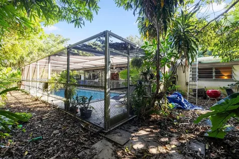 15290 SW 82nd Avenue Palmetto Bay FL 33157