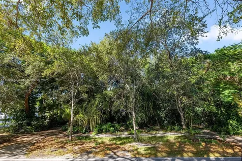 15290 SW 82nd Avenue Palmetto Bay FL 33157