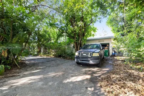 15290 SW 82nd Avenue Palmetto Bay FL 33157