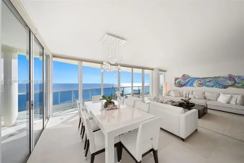 5025 Collins Avenue Miami Beach FL 33140