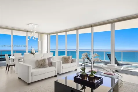 5025 Collins Avenue Miami Beach FL 33140