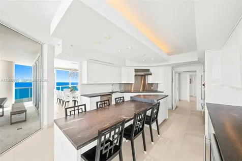 5025 Collins Avenue Miami Beach FL 33140