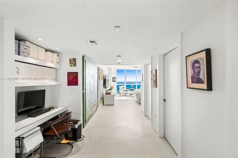 5025 Collins Avenue Miami Beach FL 33140