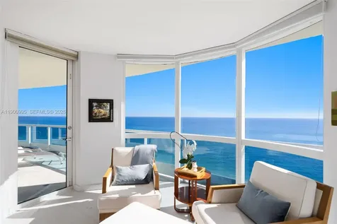 5025 Collins Avenue Miami Beach FL 33140