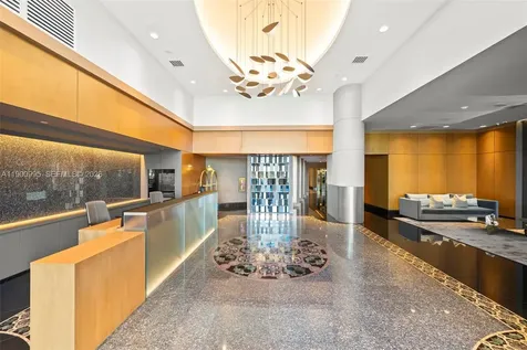 5025 Collins Avenue Miami Beach FL 33140