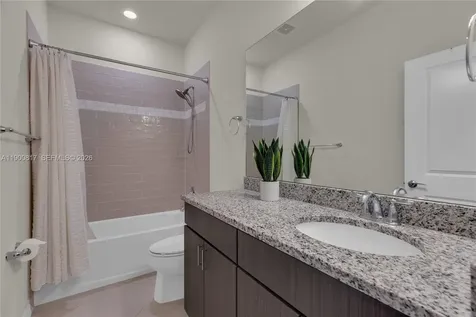 4810 Eucalyptus Drive Hollywood FL 33021