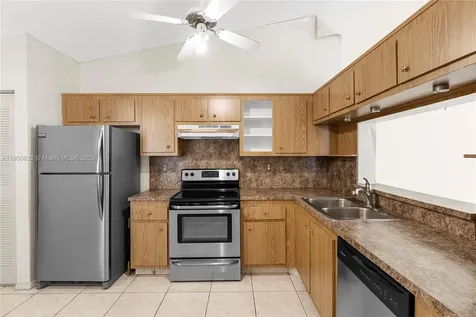6050 NW 92nd Avenue Tamarac FL 33321