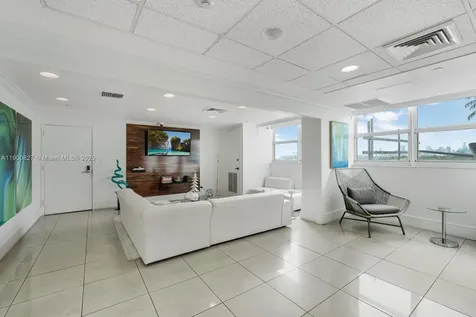 650 West Avenue Miami Beach FL 33139