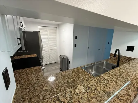 650 West Avenue Miami Beach FL 33139