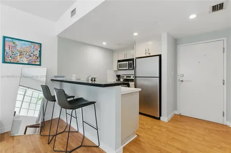 2129 Washington Avenue Miami Beach FL 33139