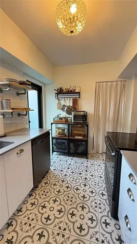 2 NE 44 Street Miami FL 33137