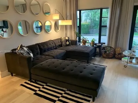 2 NE 44 Street Miami FL 33137