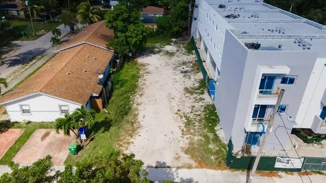 155 NW 59th Street Miami FL 33127