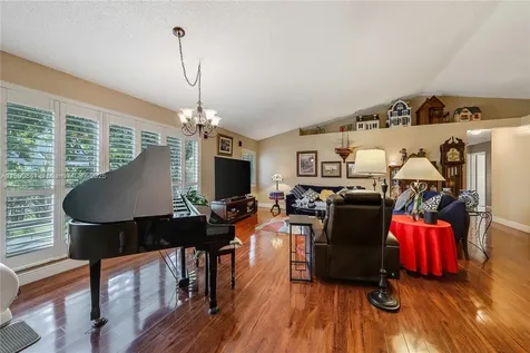 18411 NW 18th Street Pembroke Pines FL 33029