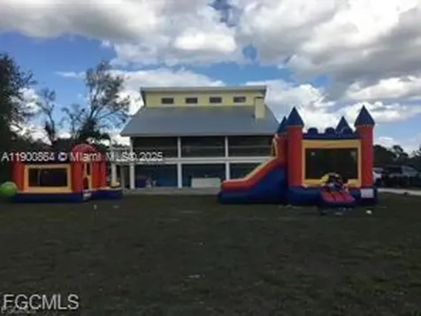 11751 Shawnee Fort Myers FL 33913