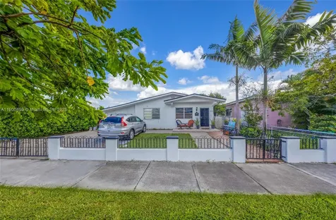 1515 NW 33rd Avenue Miami FL 33125