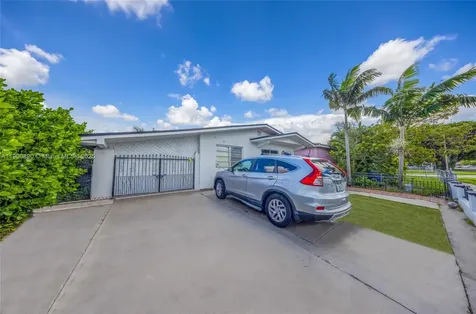 1515 NW 33rd Avenue Miami FL 33125