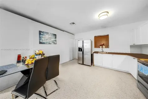 1515 NW 33rd Avenue Miami FL 33125