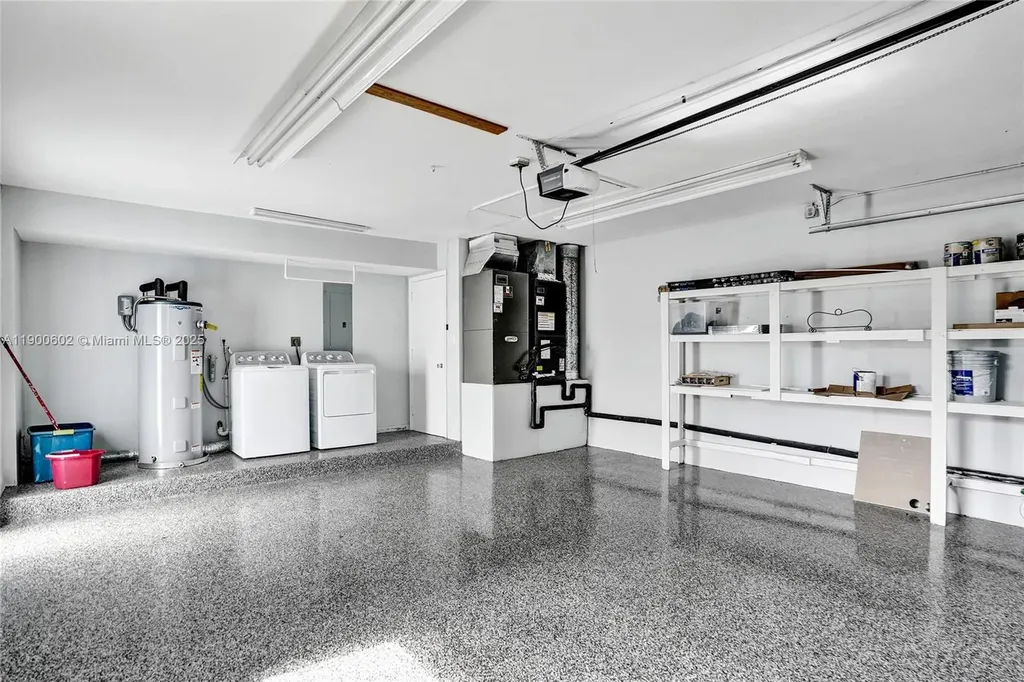 2031 NE 62nd Street Fort Lauderdale FL 33308