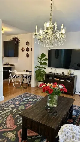 4812 Pine Tree Drive Miami Beach FL 33140