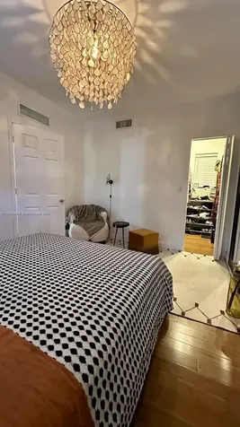 4812 Pine Tree Drive Miami Beach FL 33140
