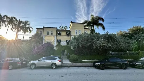 4812 Pine Tree Drive Miami Beach FL 33140