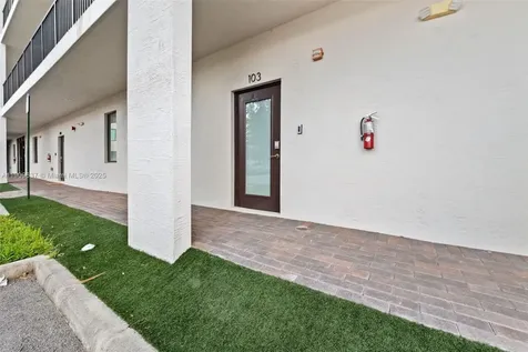 8363 NW 41st Street Doral FL 33166