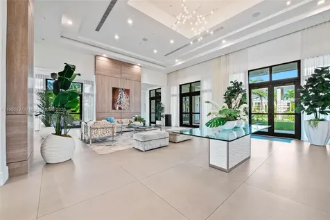 8363 NW 41st Street Doral FL 33166
