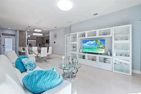 8363 NW 41st Street Doral FL 33166
