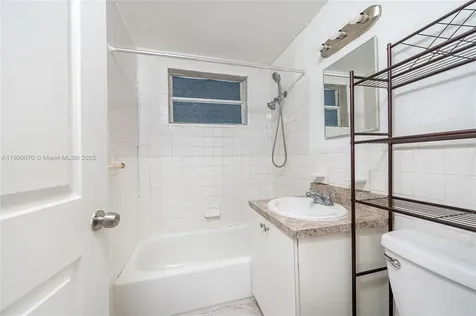 10015 SW 170th Terrace Miami FL 33157
