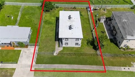 10015 SW 170th Terrace Miami FL 33157