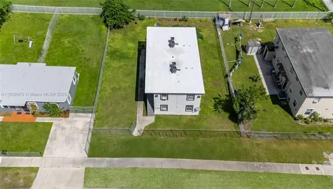 10015 SW 170th Terrace Miami FL 33157