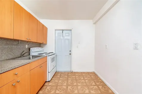 10015 SW 170th Terrace Miami FL 33157