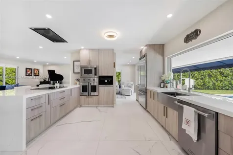 9440 SW 136th Street Miami FL 33176