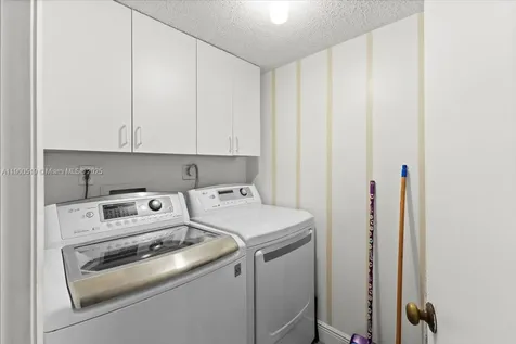 3047 N Oakland Forest Drive Oakland Park FL 33309
