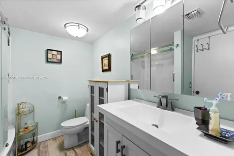 3047 N Oakland Forest Drive Oakland Park FL 33309