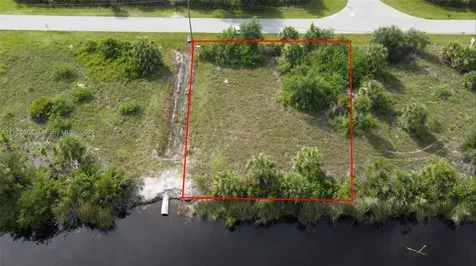 8584 Santa Cruz Drive Port Charlotte FL 33981