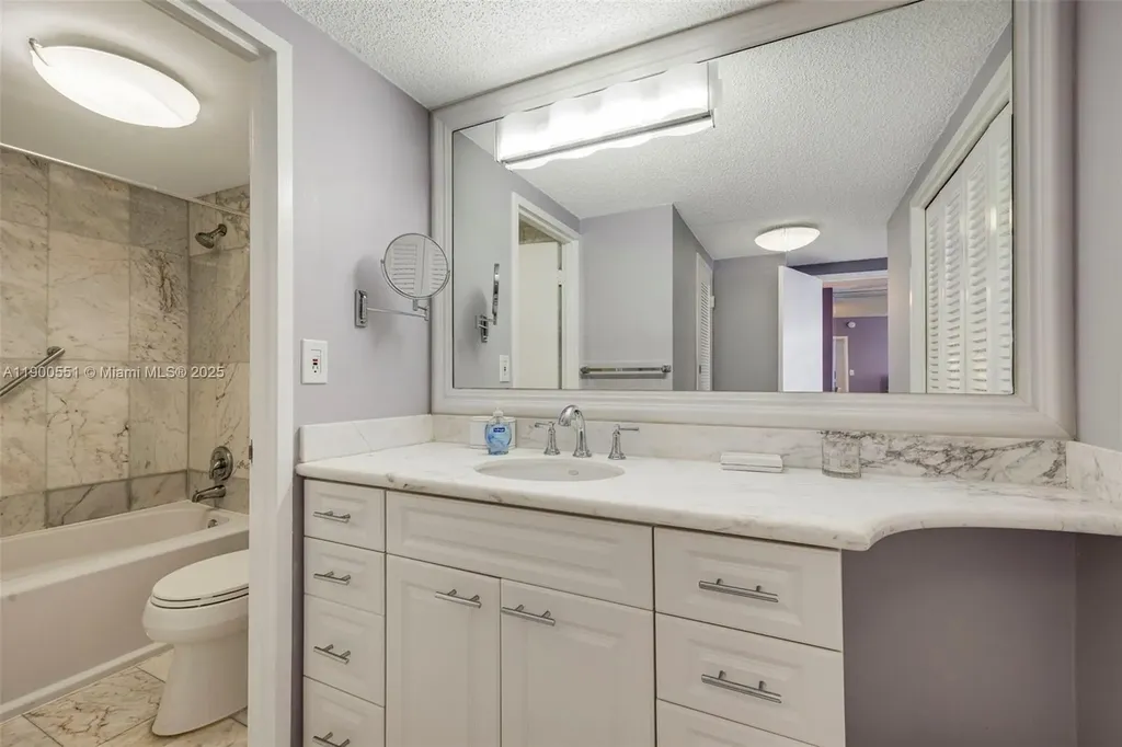3725 S Ocean Drive Hollywood FL 33019