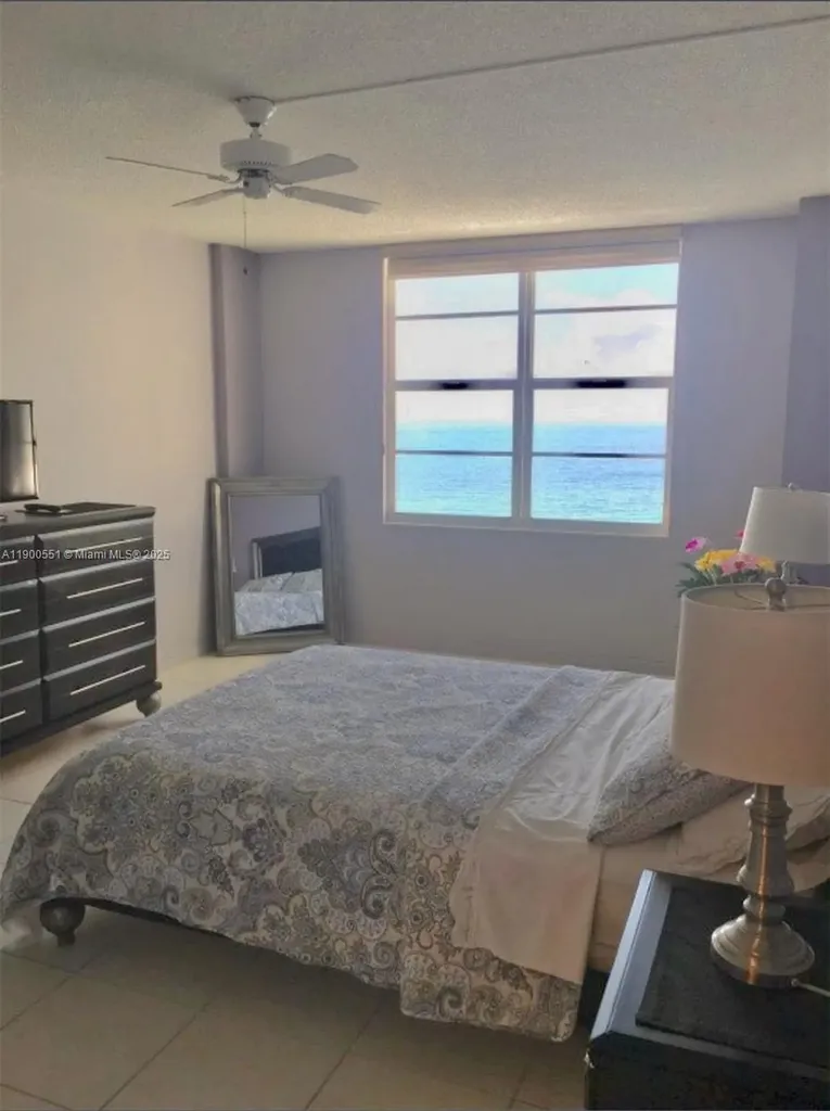 3725 S Ocean Drive Hollywood FL 33019